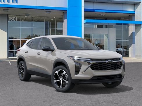 New 2026 Chevrolet Trax RS w/ Driver Confidence Package FWD image 7