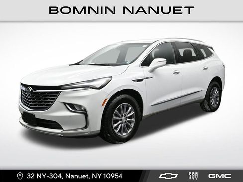 Certified 2022 Buick Enclave Essence image 1