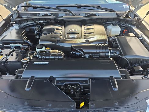 Used 2024 Nissan Armada SV image 32