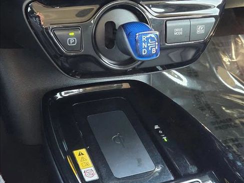 Certified 2022 Toyota Prius XLE w/ Advanced Technology Package image 13