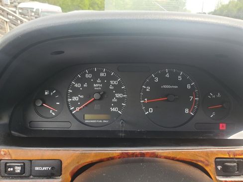 Used 1998 Nissan Maxima GLE image 18