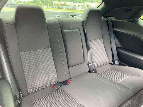 Used 2019 Dodge Challenger R/T RWD image 14