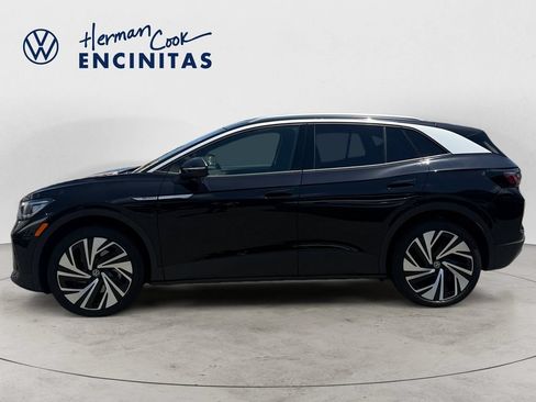 Certified 2025 Volkswagen ID.4 Pro S Plus AWD/4WD image 2