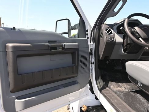 New 2027 Ford F650 2WD Regular Cab Super Duty image 10