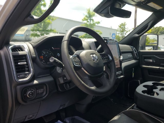 Used 2026 RAM 2500 Laramie AWD/4WD image 24