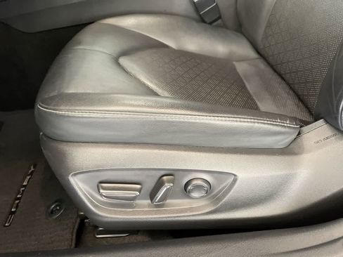 Used 2021 Toyota Camry XSE w/ Carpet Mat Package (TMS) FWD image 12