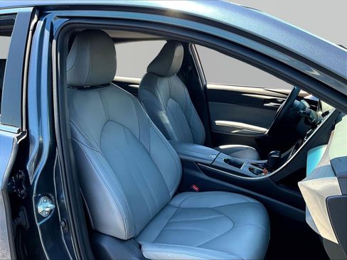 Used 2021 Toyota Avalon XLE w/ Moonroof Package FWD image 29