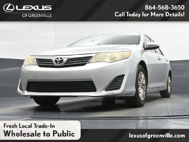 Used 2014 Toyota Camry FWD image 12