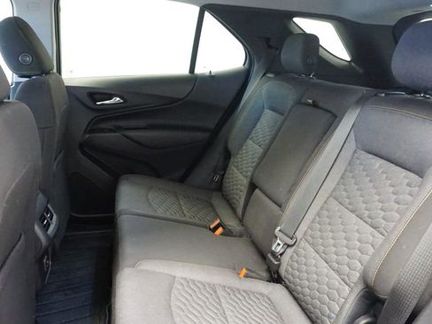 Used 2020 Chevrolet Equinox LT image 22