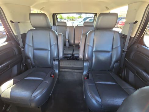 Used 2013 GMC Yukon Denali image 22