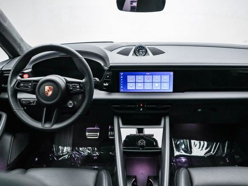 Certified 2025 Porsche Macan 4S Electric image 16