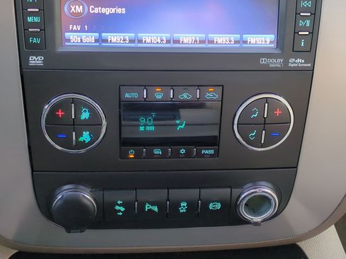 Used 2014 GMC Sierra 2500 SLT w/ SLT Convenience Package image 23