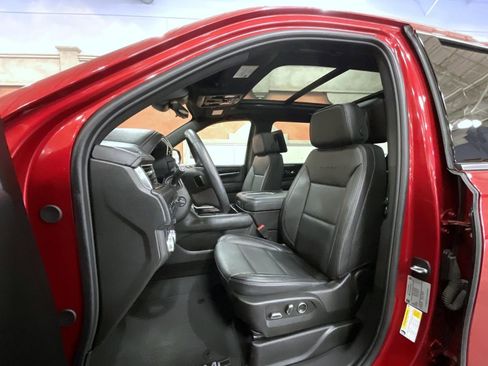 Certified 2024 GMC Yukon XL Denali w/ Advanced Technology Package AWD/4WD image 10