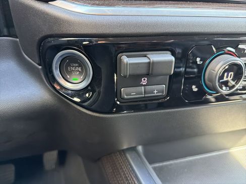Used 2025 Chevrolet Silverado 1500 RST w/ Texas Edition Plus AWD/4WD image 83