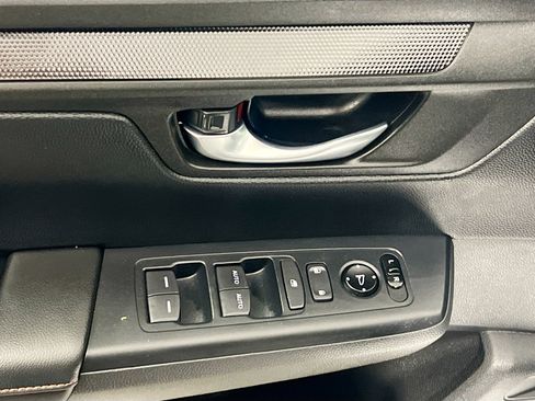 Used 2024 Honda CR-V Sport image 16
