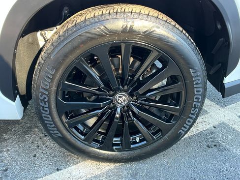 Used 2023 Toyota Highlander XSE image 26