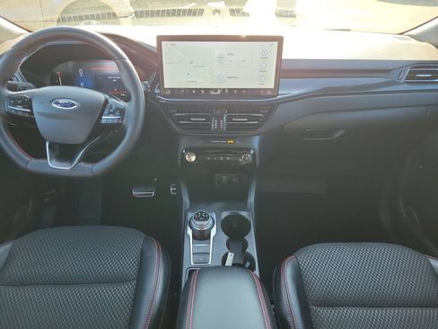 Used 2024 Ford Escape ST-Line w/ Tech Pack #1 AWD/4WD image 15