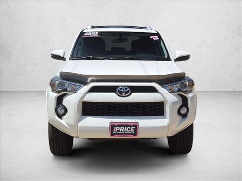 Used 2015 Toyota 4Runner SR5 Premium AWD/4WD image 2