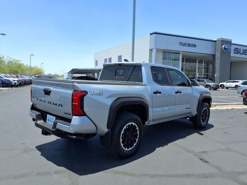 Used 2026 Toyota Tacoma TRD Off-Road w/ TRD Off Road Upgrade Package AWD/4WD image 10