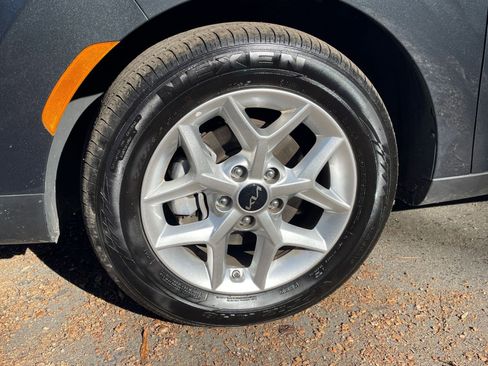 Used 2025 Kia Soul LX w/ LX Technology Package image 23