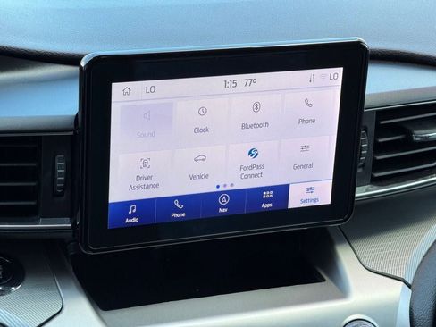 Used 2022 Ford Explorer XLT w/ Equipment Group 202A image 15