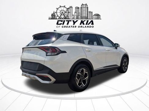 Certified 2024 Kia Sportage LX FWD image 7