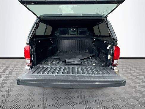 Used 2021 Toyota Tacoma SR5 image 27