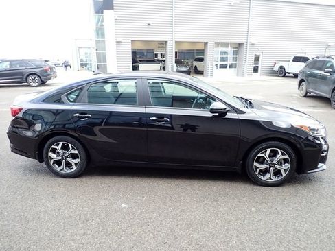 Certified 2021 Kia Forte LXS image 8