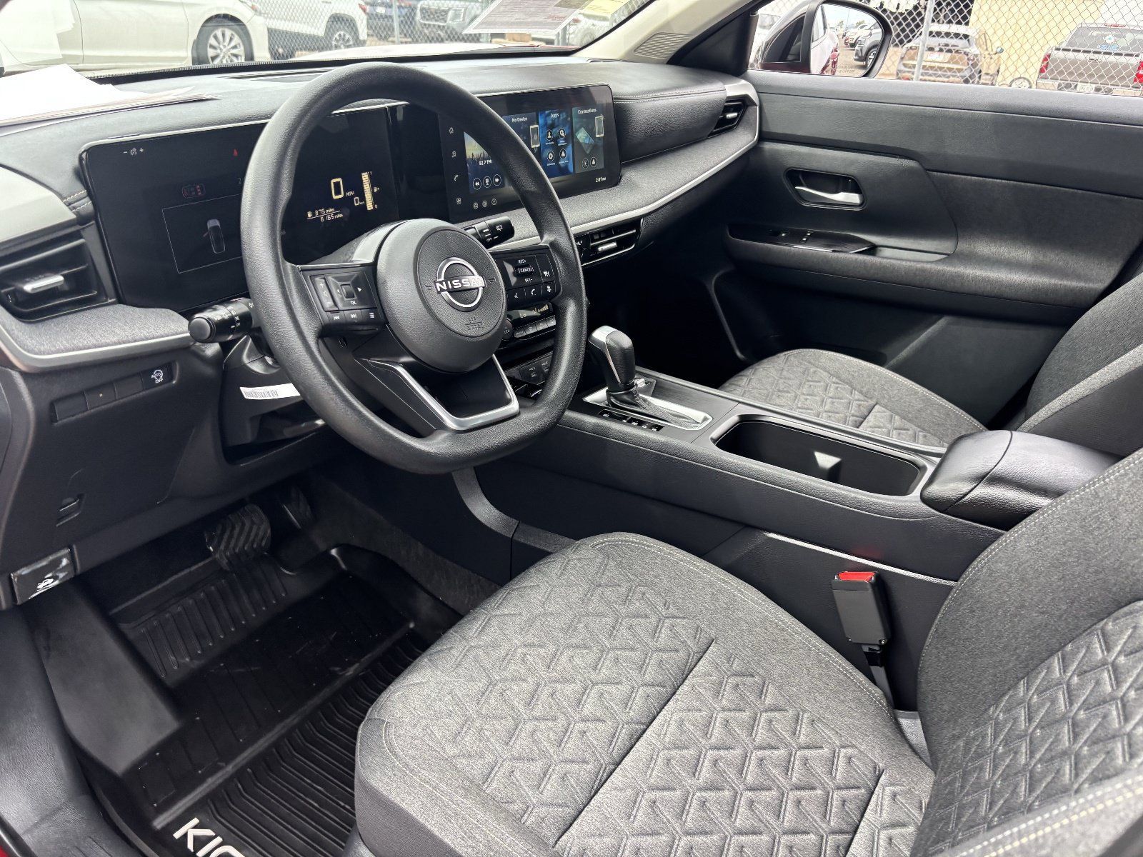 Used 2026 Nissan Kicks SV FWD image 19