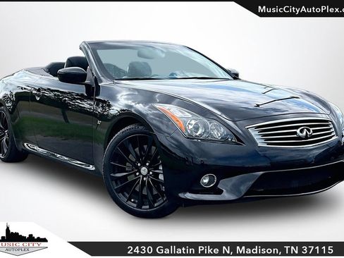 Used 2015 INFINITI Q60 Convertible w/ Premium Package RWD image 1