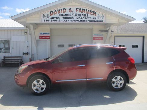 Used 2015 Nissan Rogue S w/ Convenience Package AWD/4WD image 12