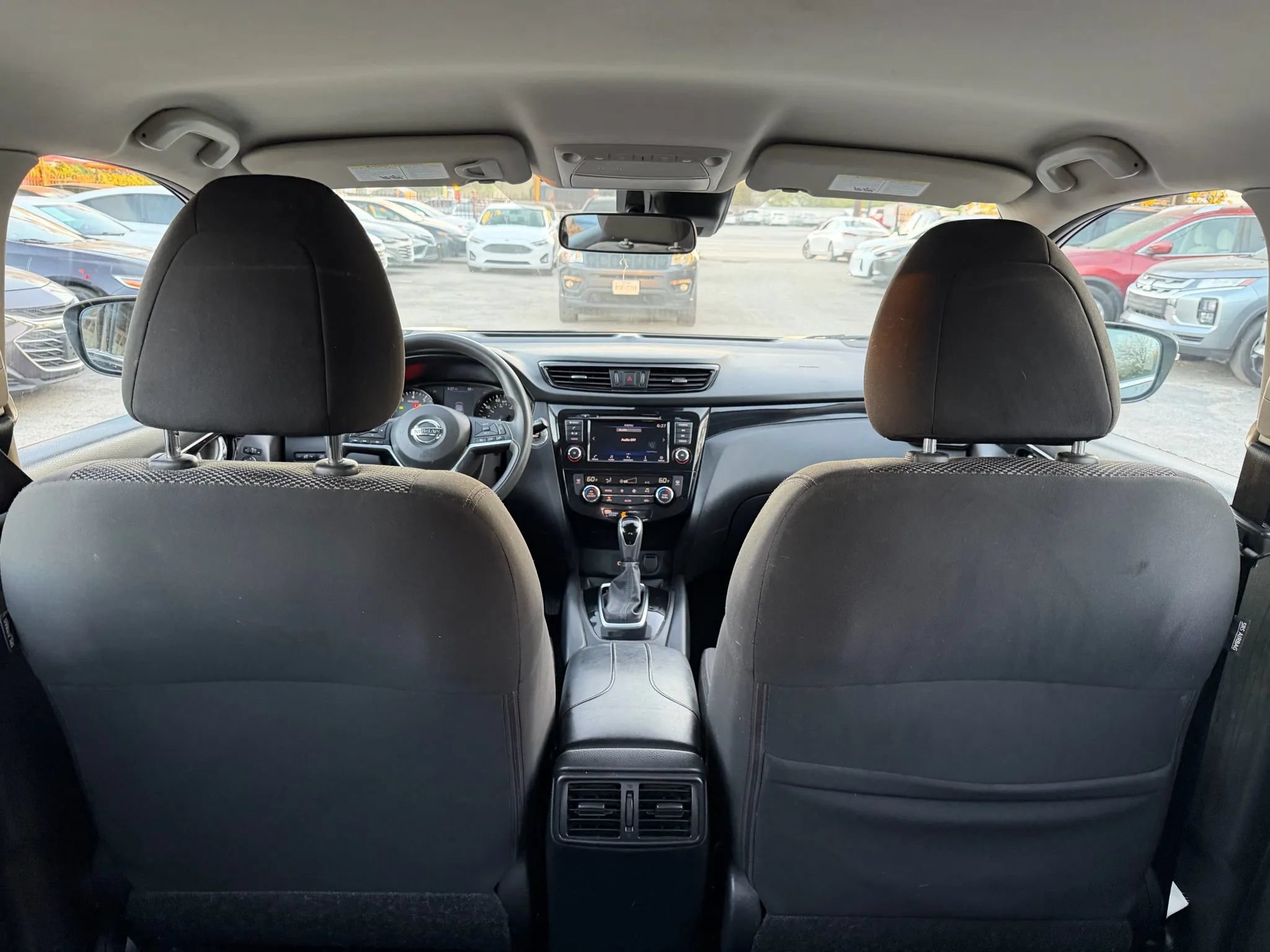 Used 2019 Nissan Rogue Sport SV FWD image 12