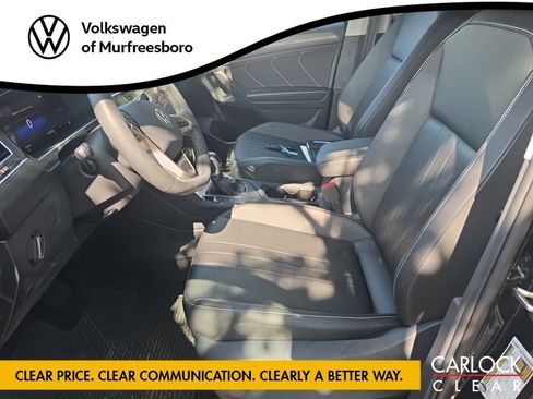 Used 2023 Volkswagen Tiguan SE FWD image 6