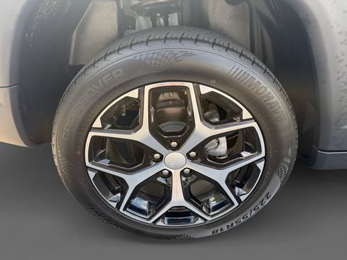 Used 2024 Jeep Compass Limited AWD/4WD image 10