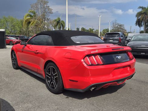 Used 2017 Ford Mustang Premium image 5