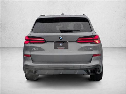 Used 2026 BMW X5 xDrive40i w/ M Sport Package AWD/4WD image 7