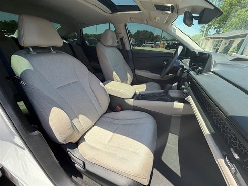 Used 2023 Honda Accord EX image 19