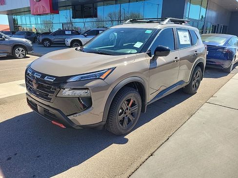New 2026 Nissan Rogue SV AWD/4WD image 3