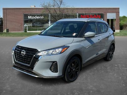 Used 2023 Nissan Kicks SV
