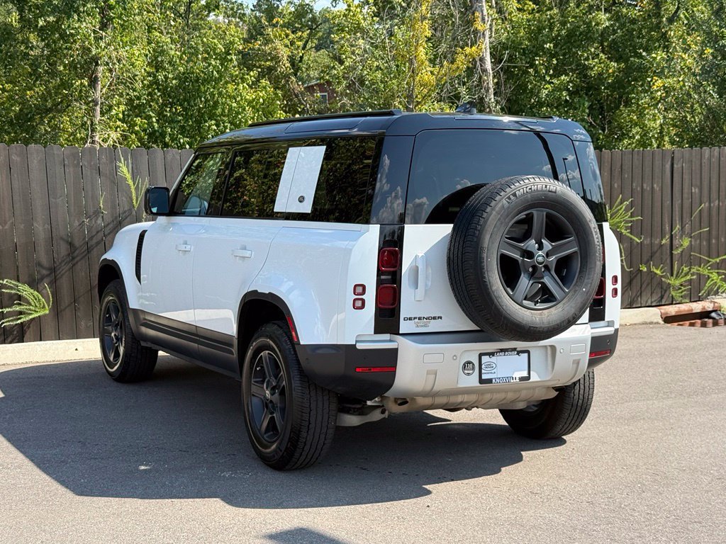 Used 2023 Land Rover Defender 110 S AWD/4WD image 3