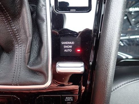 Certified 2023 Jeep Compass Limited AWD/4WD image 22