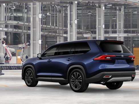 New 2026 Toyota Grand Highlander AWD Hybrid image 6