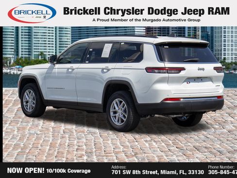 Used 2025 Jeep Grand Cherokee L Laredo RWD image 7