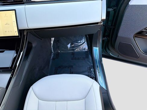 New 2026 Land Rover Range Rover Sport Dynamic SE image 18
