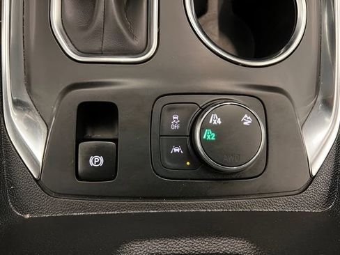 Used 2021 Chevrolet Traverse LT w/ LPO, Floor Liner Package AWD/4WD image 29