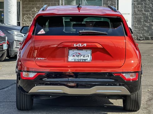 Used 2023 Kia Niro Wind w/ Wind Preserve Package image 5