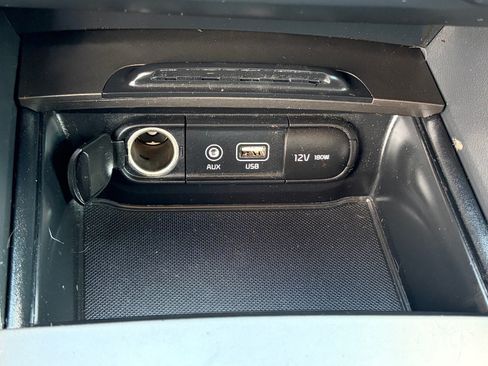 Used 2020 Kia Optima LX FWD image 25