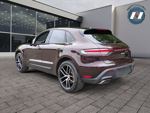 Used 2023 Porsche Macan AWD/4WD image 3
