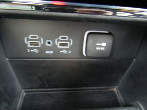 Used 2023 Jeep Grand Cherokee Limited w/ Trailer Tow Prep Group (B) image 32