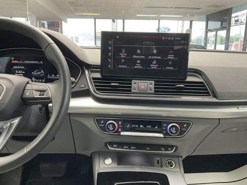 Used 2025 Audi Q5 2.0T Premium AWD/4WD image 17